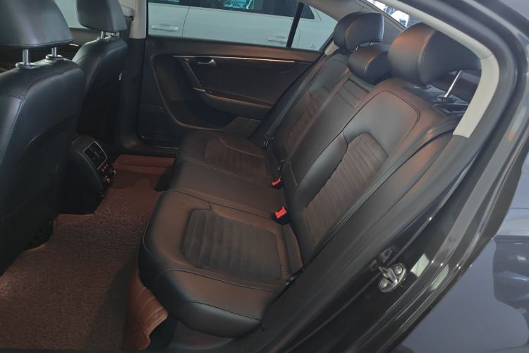 Used Volkswagen Magotan 2013 2.0 TSI Prestige Model
