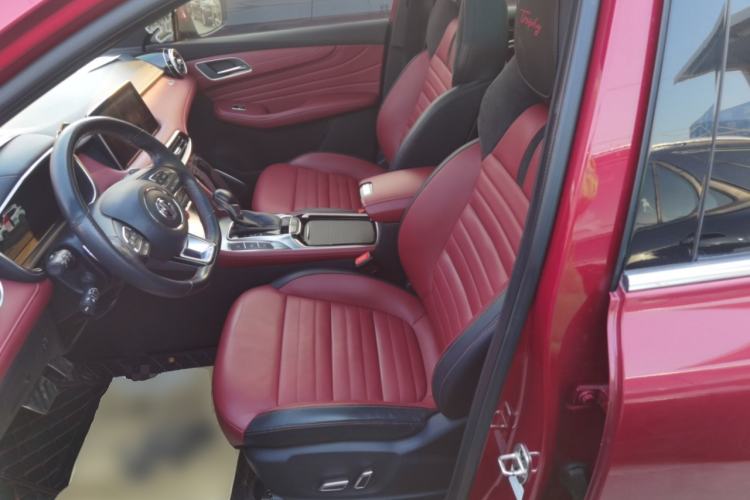 Used MG HS 2018 30T Automatic Two-Wheel Drive Trophy Edition—High-Octane V-Model
