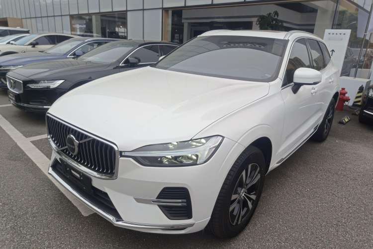 Used Volvo XC60 2024 B5 4x4 Smart Luxury Edition
