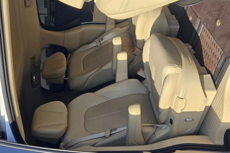 Used Buick GL8 2023 ES Lu Zun Deluxe and Yue Edition