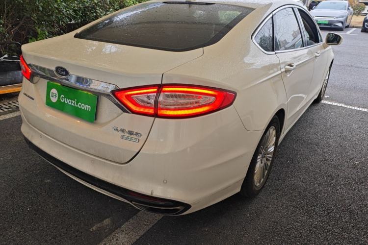 Used Ford Mondeo 2013 2.0L GTDi 200 Luxury Model
