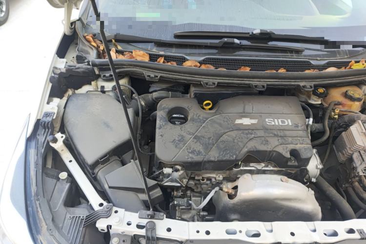 Used Chevrolet Cruze 2017 1.5L Automatic Pioneer Sunroof Edition
