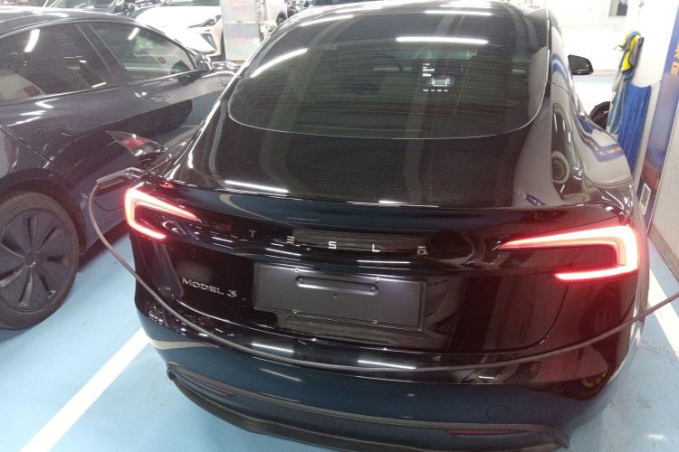 Used Tesla Model 3 2023 Rear-Wheel-Drive Version
