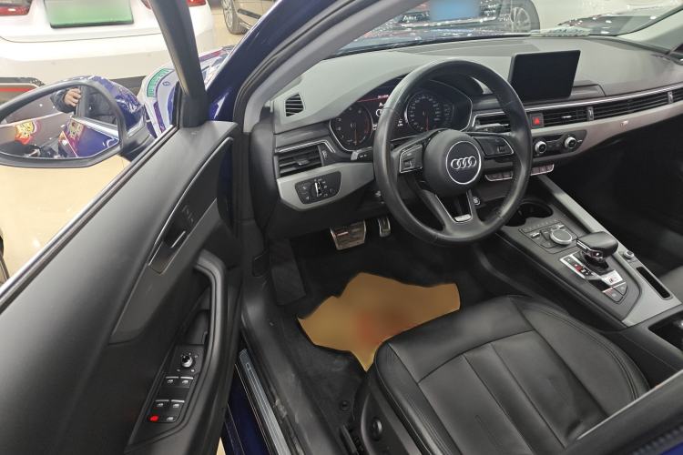 Used Audi A4L 2018 30th Anniversary Edition 40 TFSI Trendy Model
