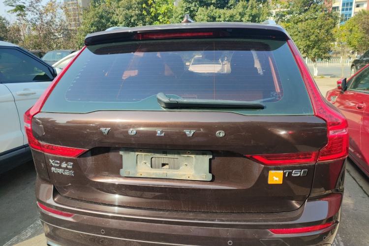 Used Volvo XC60 2019 T5 4x4 Smart Edition China VI Standard