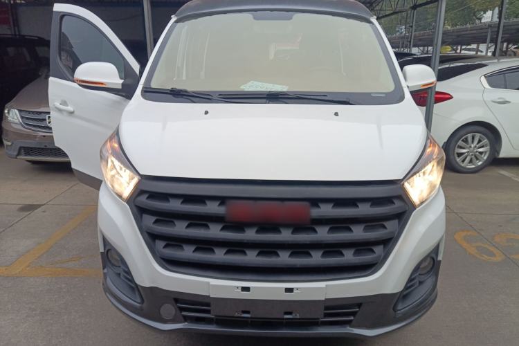 Used Jinbei Gold Hiace M Classic 2022 1.5L Travel Lion Passenger Van 6 Seats
