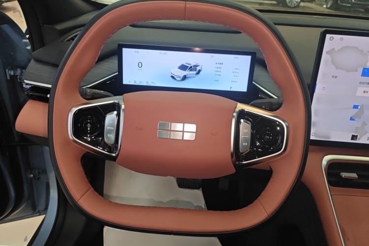 Used  L6 2025 EM-i 140km Starship Edition