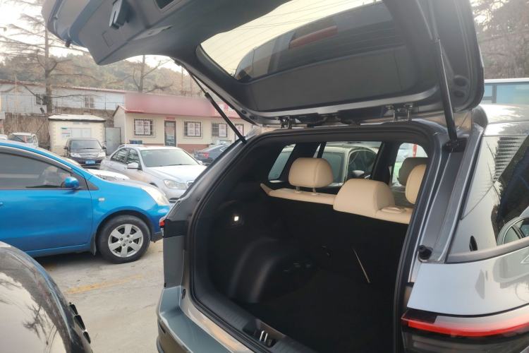 Used Toyota bZ3 2024 616 km Long-Range PRO