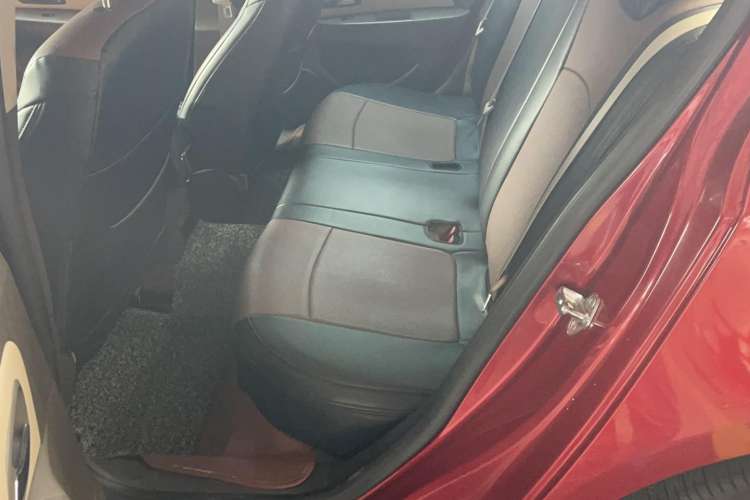 Used Chevrolet Cruze 2015 1.5L Classic SE AT
