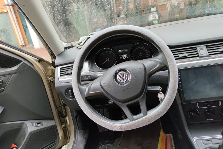 Used Volkswagen Bora 2018 1.5L Manual Fashion Model