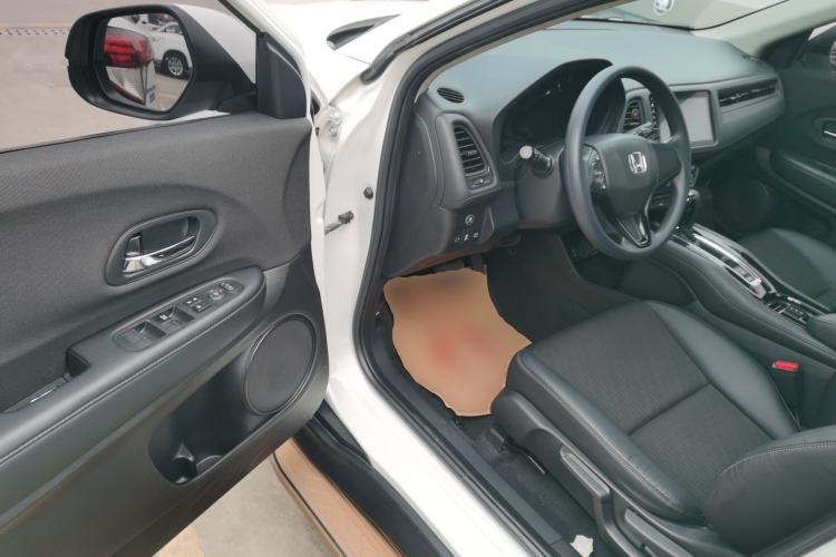 Used Honda Vezel 2020 1.5L CVT Pioneer Edition
