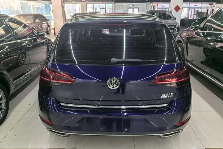 Used Volkswagen Golf 2018 230TSI Automatic Luxury Version