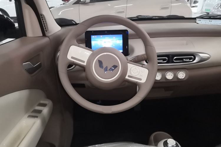 Used Wuling Hongguang MINIEV 2025 Four-Door Version Advanced Edition
