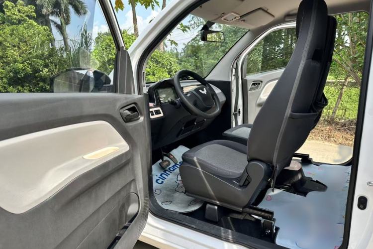 Used Wuling Hongguang MINIEV 2020 Freedom Version Lithium Iron Phosphate
