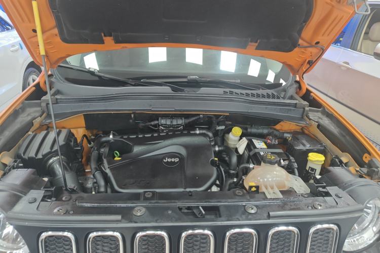 Used  Renegade 2017 180T Automatic High-Energy Version