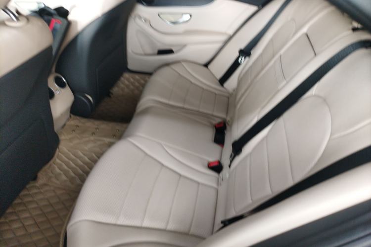 Used Mercedes-Benz C-Class 2015 C 200 L Sport Edition
