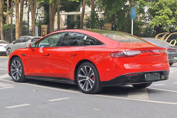 Used Hima Luxeed S7 2025 785 km Ultra
