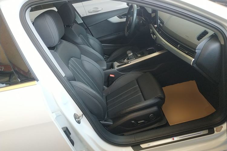 Used Audi A4L 2020 40 TFSI quattro Luxury Dynamic Model