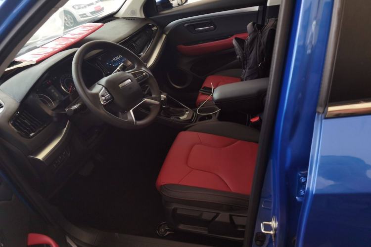 Used Haval H2s 2018 Blue Label 1.5T Dual-Clutch Fashion Edition
