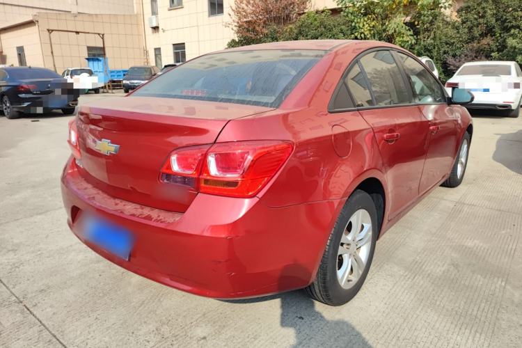 Used Chevrolet Cruze 2015 1.5L Classic SE MT
