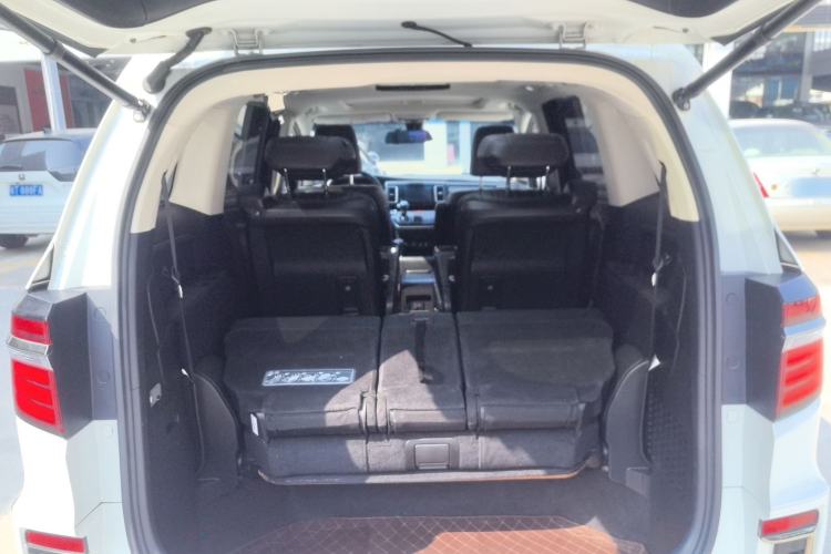 Used Honda Elysion 2019 2.0L Hybrid Luxury Edition
