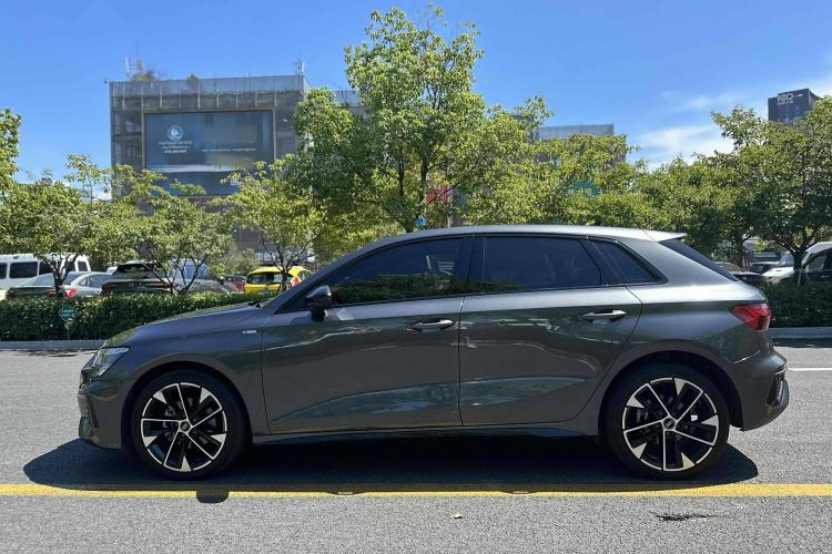 Used Audi A3 2022 Sportback 35 TFSI Fashionable Sports Model
