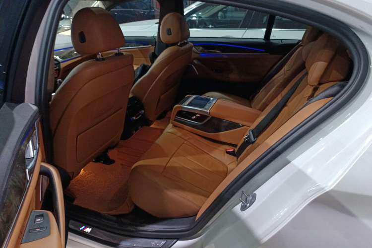 Used BMW 5 Series 2018 530Li Luxury Edition M Sport Package