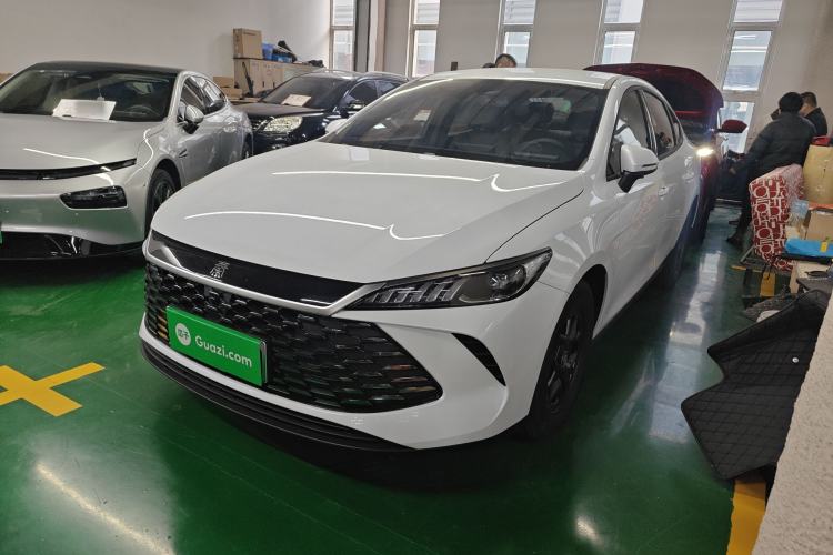 Used BYD Qin PLUS 2025 DM-i Smart Drive 55KM Leading Model
