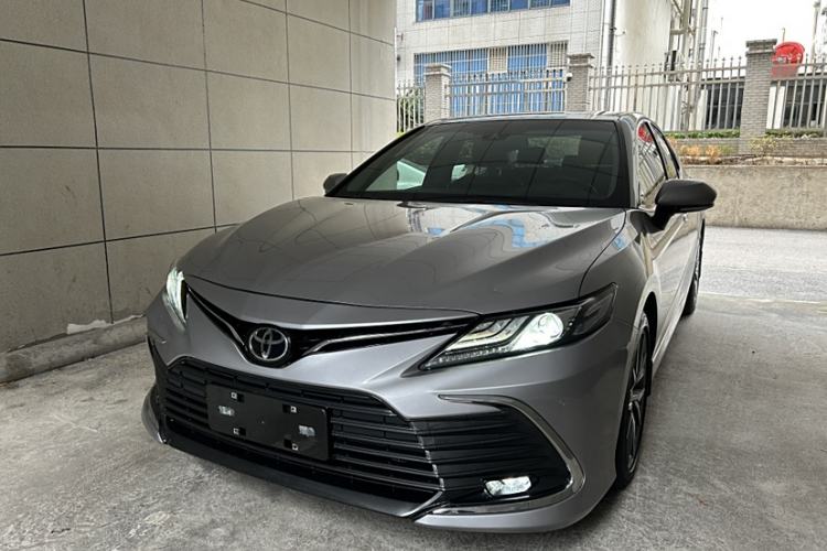 Used Toyota Camry 2021 2.5G Luxury Edition
