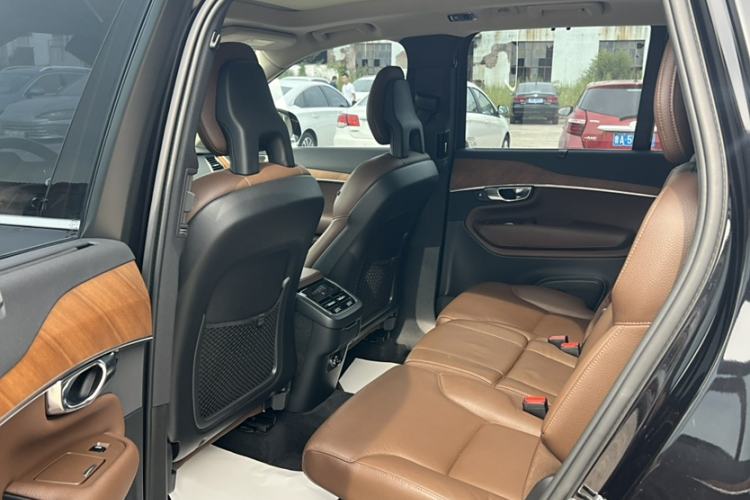 Used Volvo XC90 2020 Facelifted T6 Zhiyi Luxury 7-Seater
