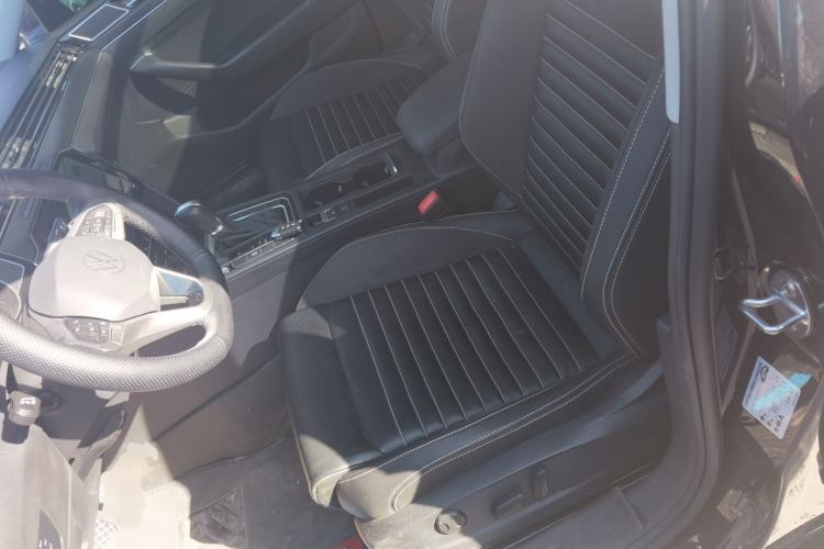 Used Volkswagen Magotan 2020 330TSI DSG Leading Model
