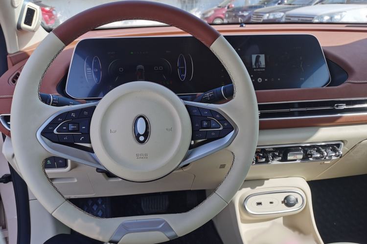 Used ORA Good Cat 2023 401 km Standard Range Premium Version Lithium Iron Phosphate
