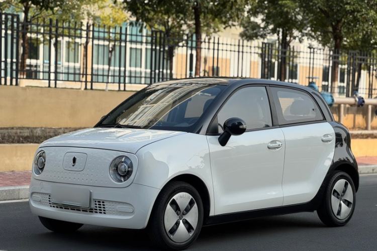 Used ORA Black Cat 2021 301 km Basic Version
