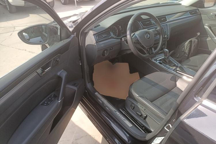 Used Volkswagen Passat 2017 380TSI DSG Prestige Edition
