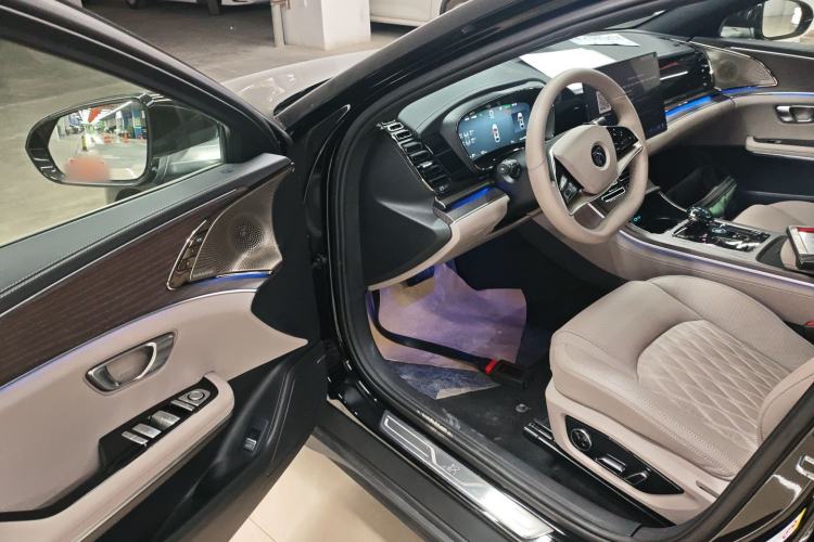 Used BYD Han 2025 EV with 701 km of Laser Radar-Enabled Intelligent Driving