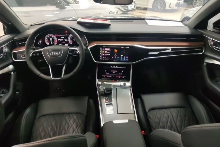 Used Audi A6L 2025 Revised 45 TFSI Prestige Dynamic Edition
