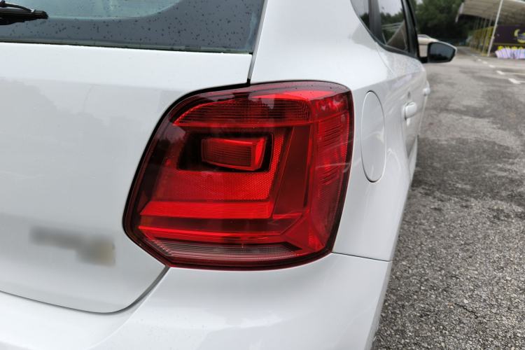 Used Volkswagen Polo 2016 1.6L Automatic Comfort Model
