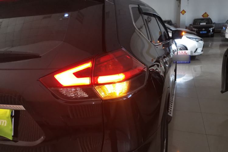 Used Nissan X-Trail 2017 2.0L CVT Comfort Edition 2WD
