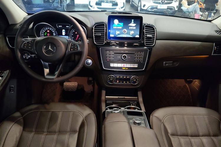 Used Mercedes-Benz GLE 2017 GLE 320 4MATIC Dynamic Model
