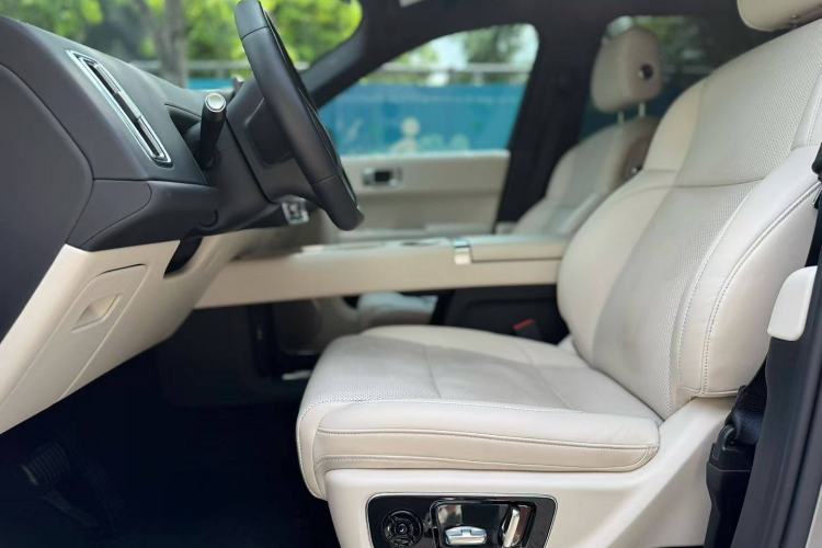 Used Li Auto L8 2023 Pro Model
