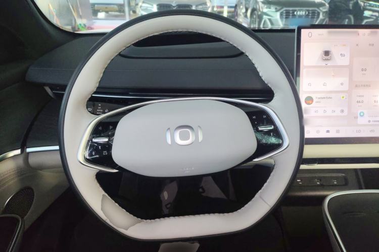 Used  A07 2025 All-Electric "True Fragrance" Edition 710-Mile Long-Range Version