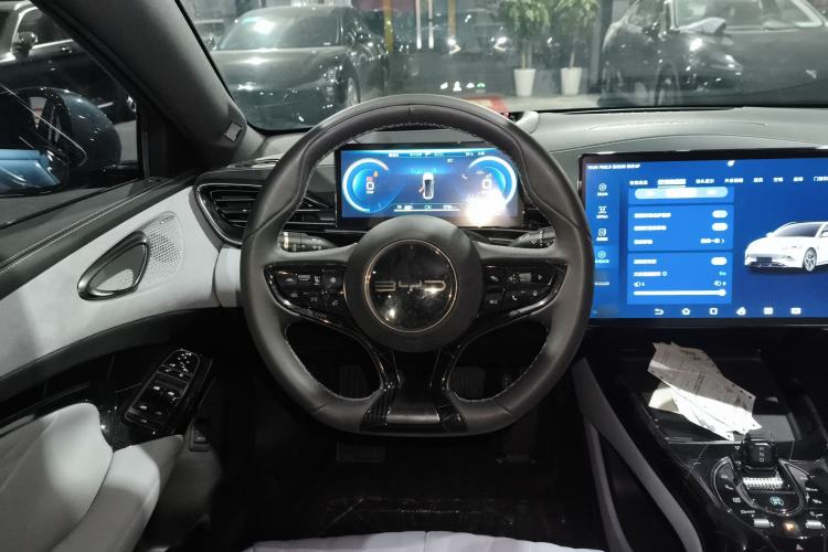 Used BYD Seal 2022 700 km Long-Range Rear-Wheel-Drive Version
