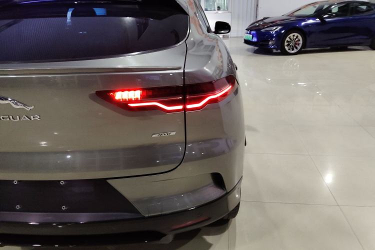 Used Jaguar I-PACE 2018 EV400 SE
