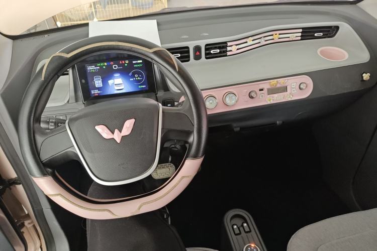 Used Wuling Hongguang MINIEV 2021 Macaron Fashion Model Lithium Iron Phosphate