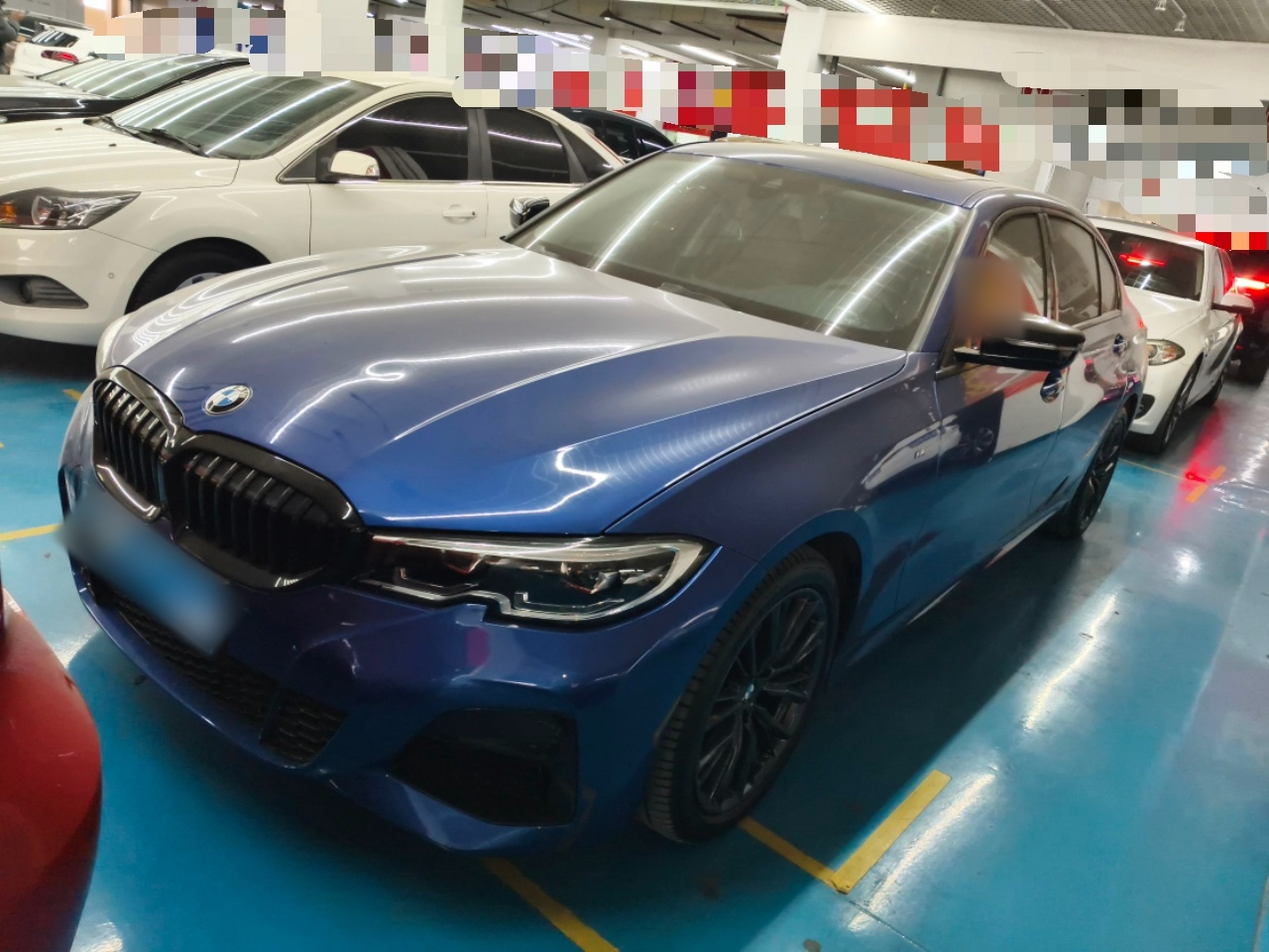 Под передней частью автомобиля