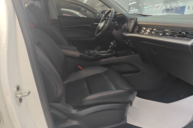 Used MG 5 2023 180 DVVT CVT Luxury Edition
