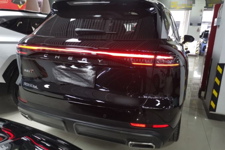 Used Chery Tiggo 8 L 2024 2.0T Two-Wheel-Drive Luxury Version 7 Seats