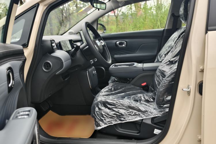 Used AION UT 2025 330 Starlight Edition
