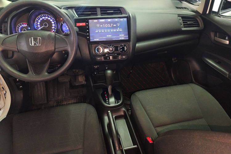 Used Honda Fit 2016 1.5L LXS CVT Comfort Sunroof Version
