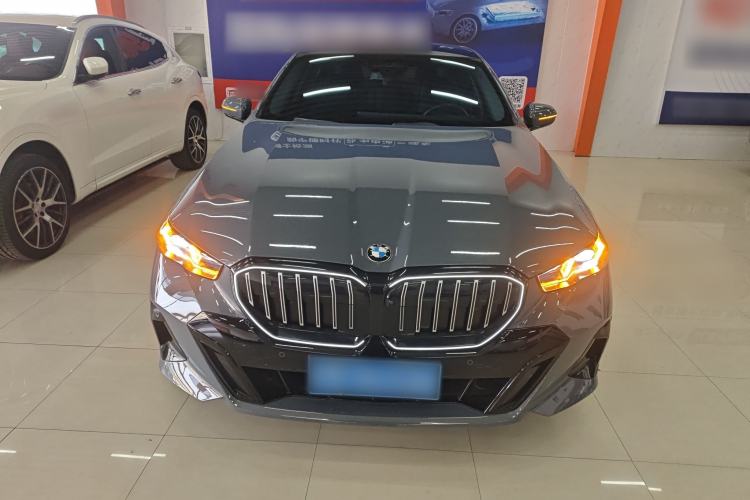 Used BMW 5 Series 2024 530Li Luxury Edition M Sport Package